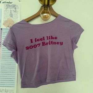 i feel like 2007 britney cropped t shirt